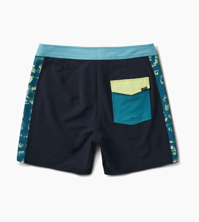 Passage Boardshorts 17"