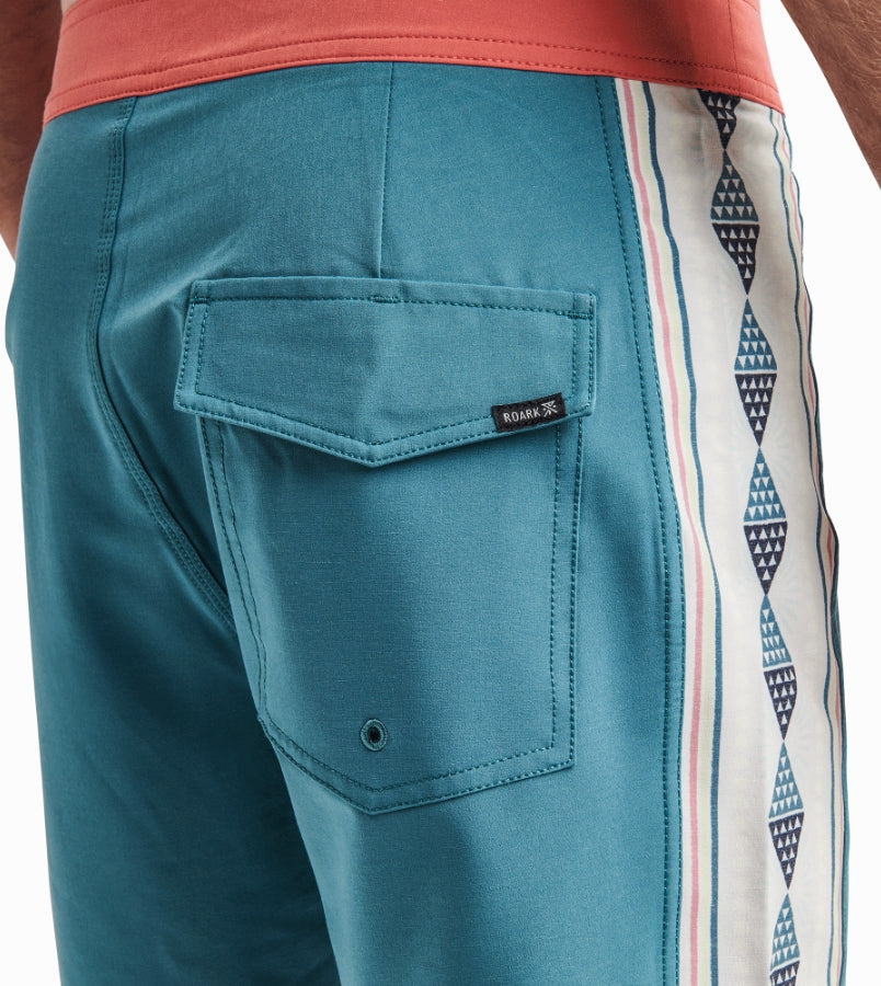 Passage Boardshorts 17"