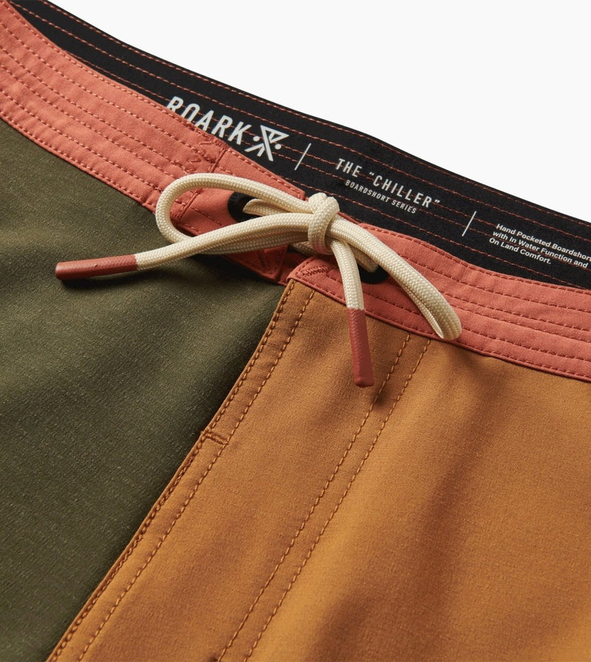 Chiller Boardshorts 17"#BoardshortsRoark