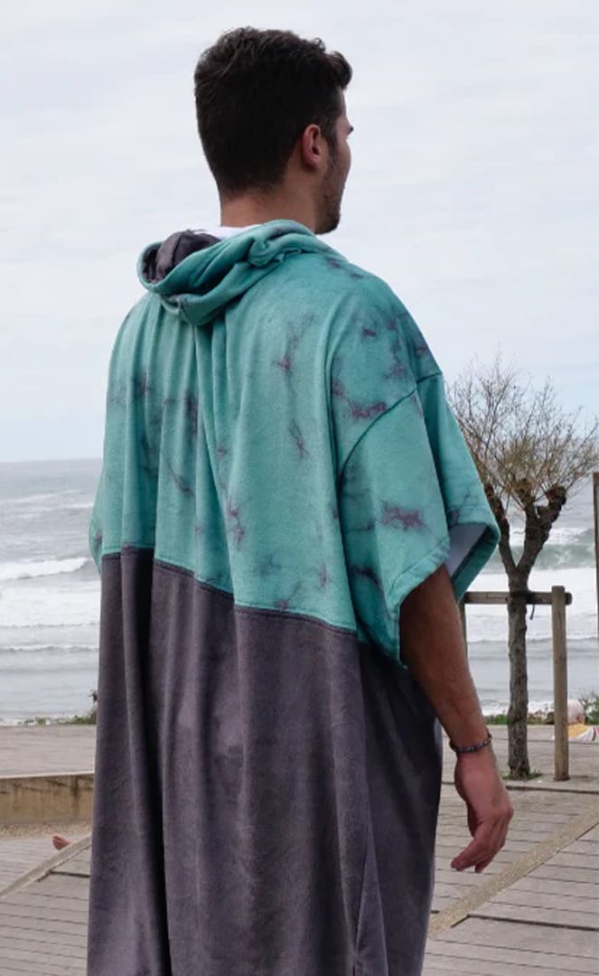 Plush Poncho Surf Adulte#PonchosMdns