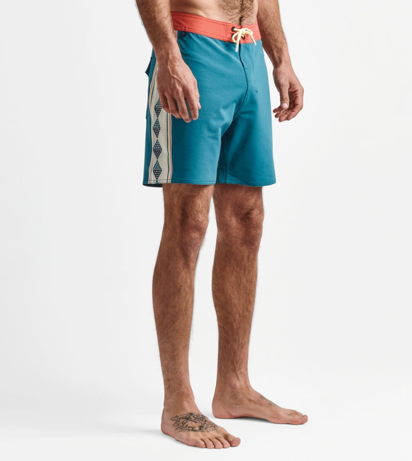 Passage Boardshorts 17"