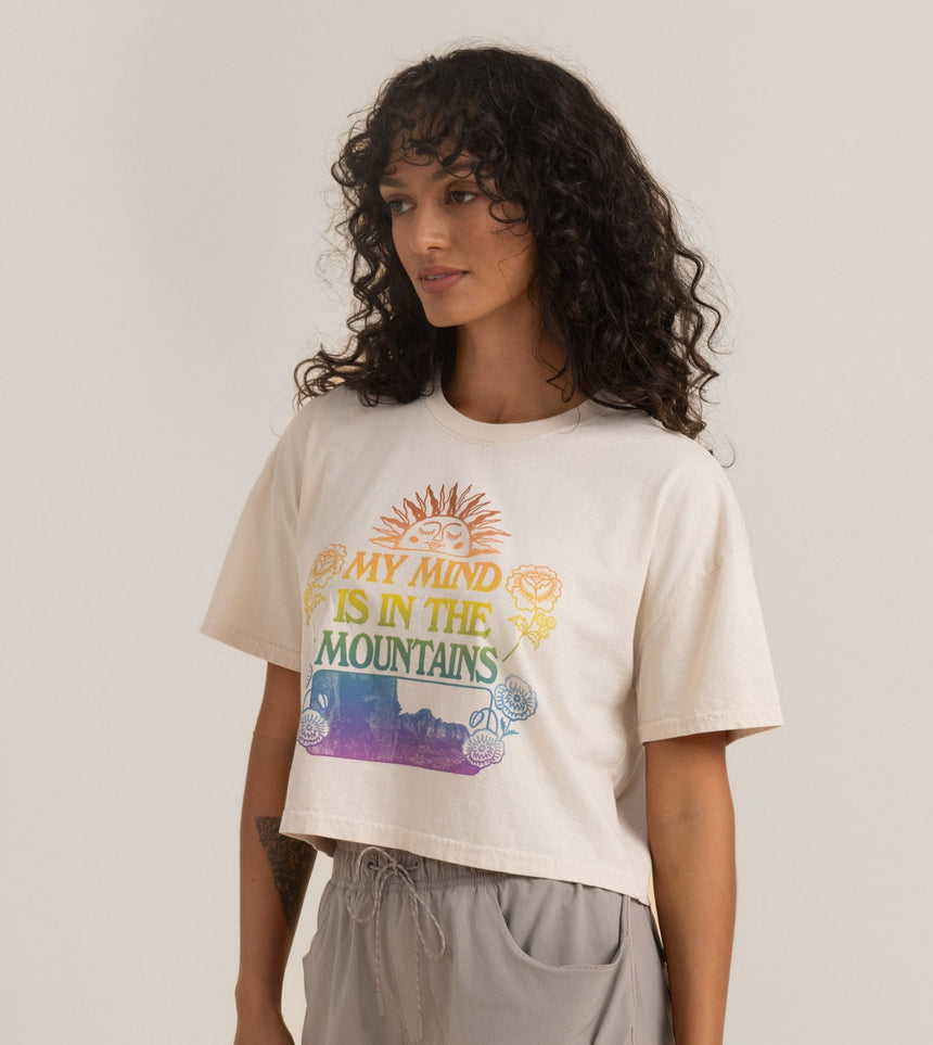 Mountain Cropped Boxy Premium Tee