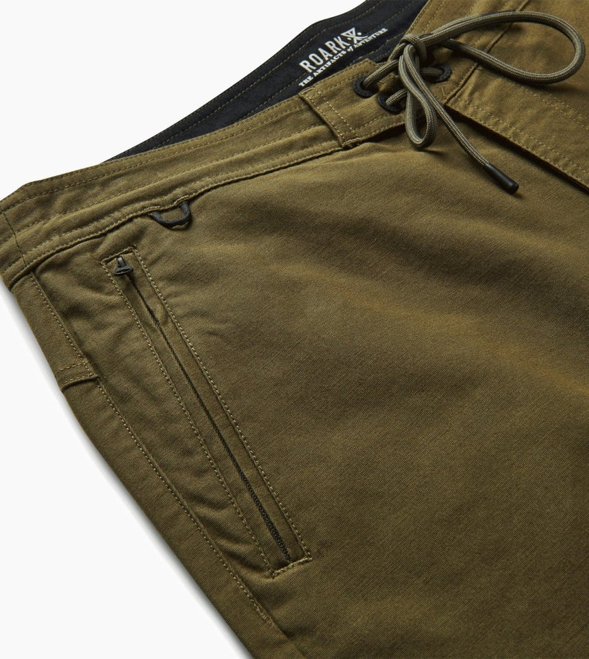 Layover Traveler Shorts 17"#ShortsRoark