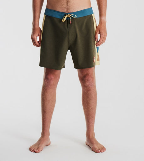 Passage Side Panel Boardshorts 16"#BoardshortsRoark