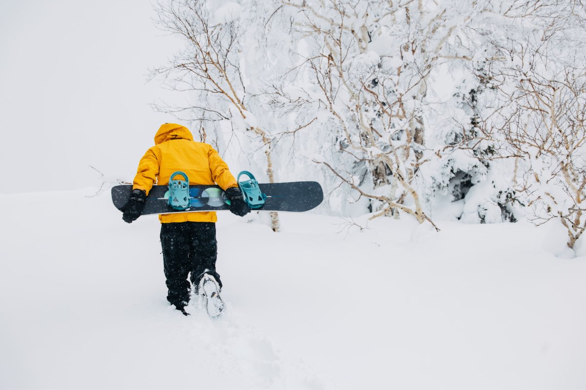 Découvrez la Burton Custom Camber : Une expérience de snowboard unique - HawaiiSurf