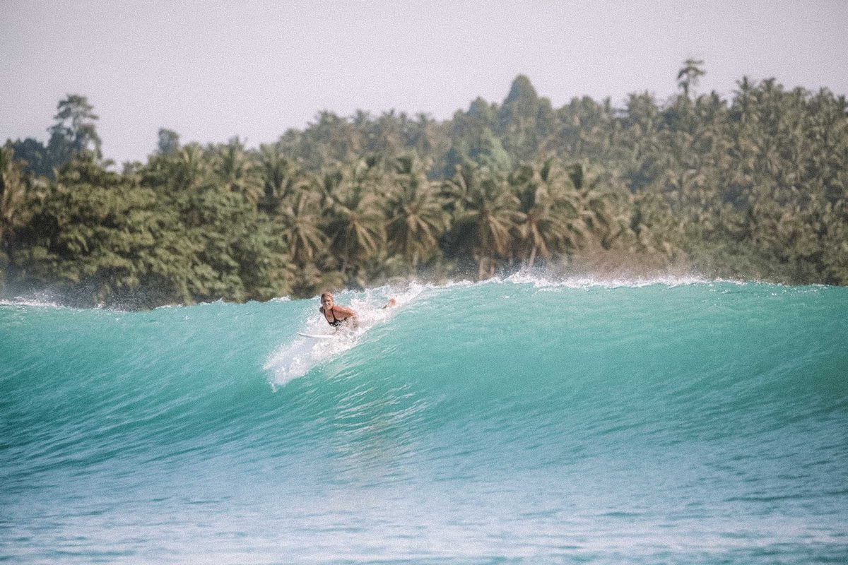 Le guide ultime pour surfer les îles Mentawai - HawaiiSurf