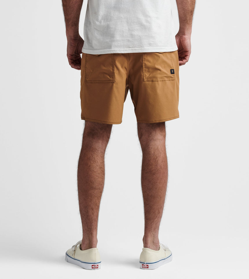 Layover Trail Shorts 17"