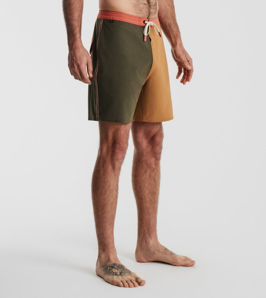 Chiller Boardshorts 17"#BoardshortsRoark