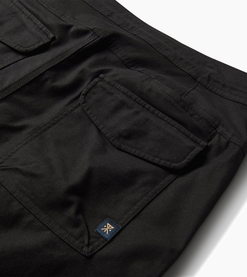 Layover Traveler Shorts 17"#ShortsRoark