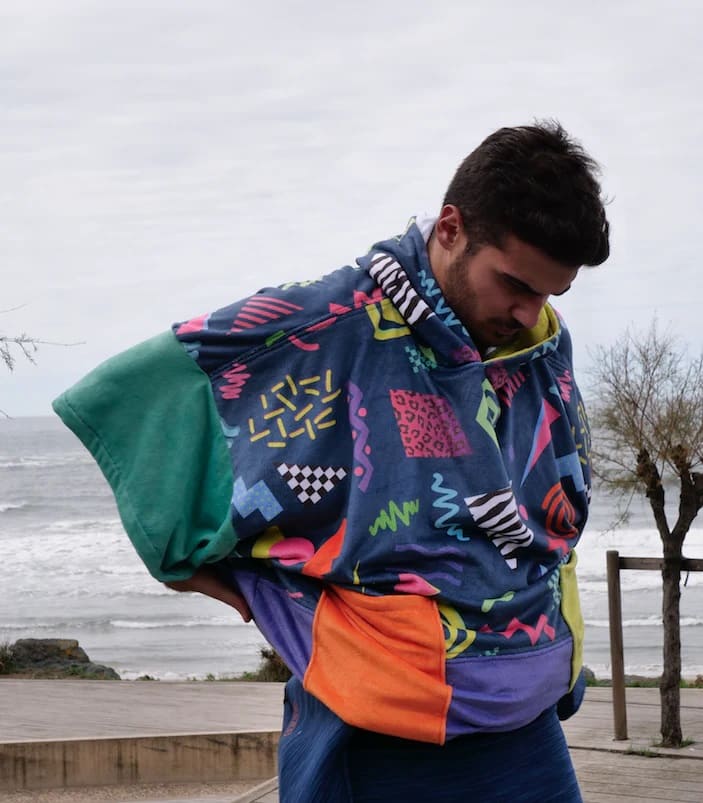 Plush Poncho Surf Adulte#PonchosMdns