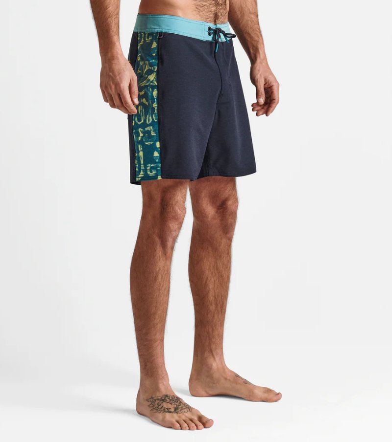 Passage Boardshorts 17"#BoardshortsRoark