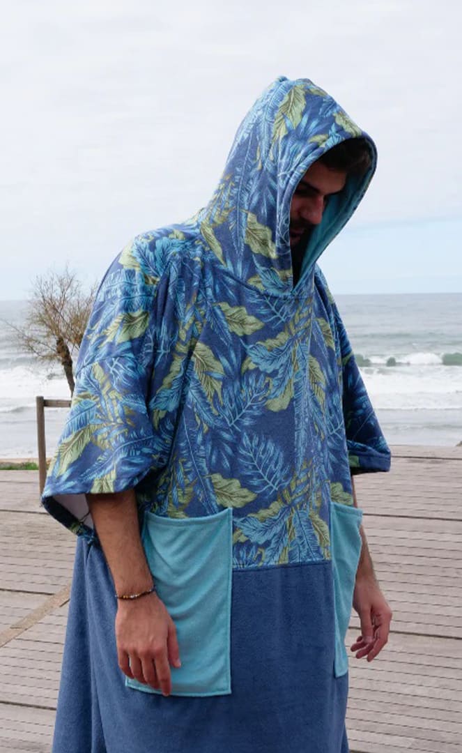 Plush Poncho Surf Adulte#PonchosMdns